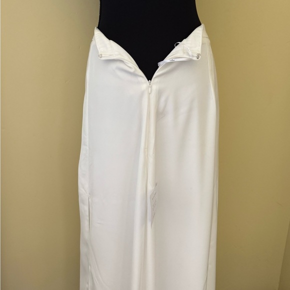 Lulus Picture Perfect Satin Long Maxi Skirt, Off White Cream, Size L, NWT - Picture 6 of 14